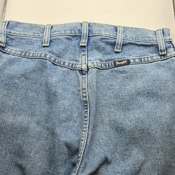 Wrangler Tapered Leg High Rise Size 11 x 32 - Picture 11 of 16